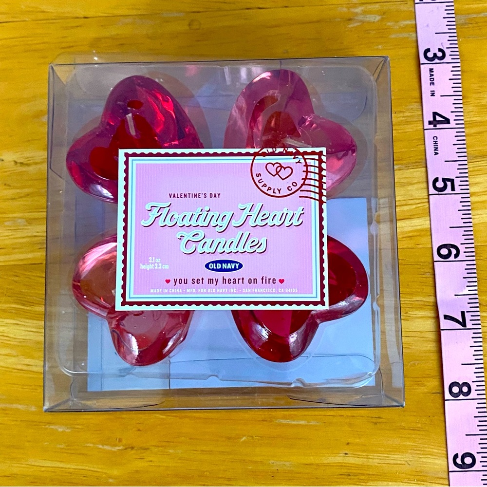 Old Navy Floating Hearts Candles